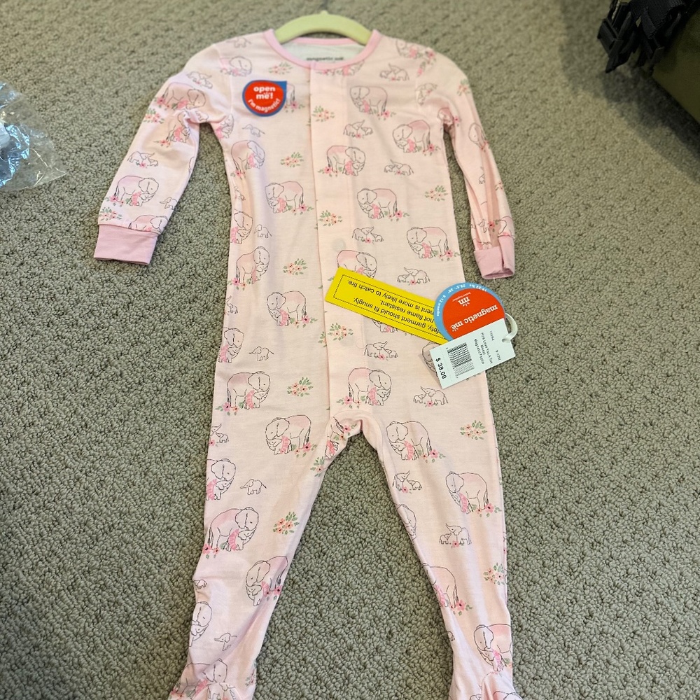 Magnetic Me Love You a Ton Elephant Modal PJ